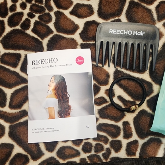 20" 1-Pack 3/4 Full Head Wavy Clip in Synthetic Hair Extensions - Picture 10 of 14